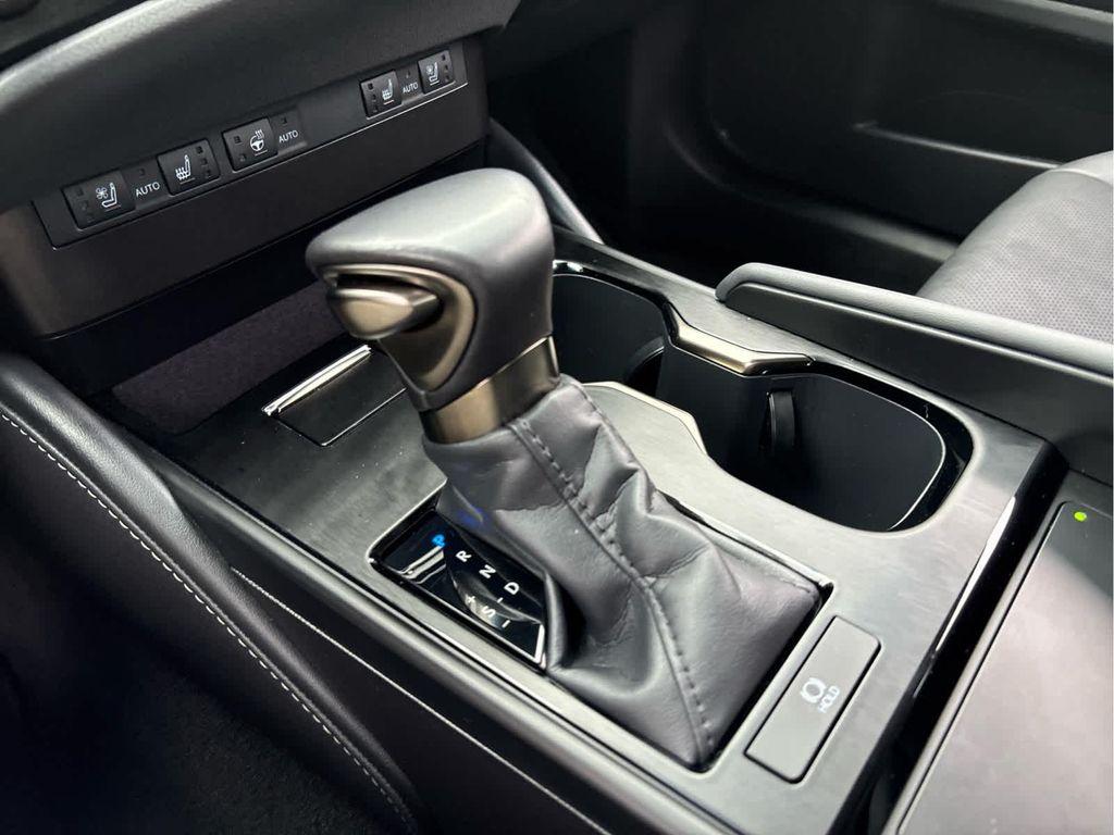 used 2025 Lexus ES 350 car, priced at $46,286