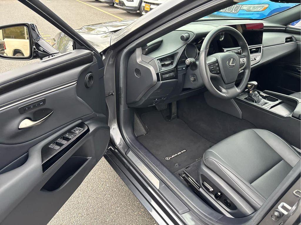 used 2025 Lexus ES 350 car, priced at $46,286