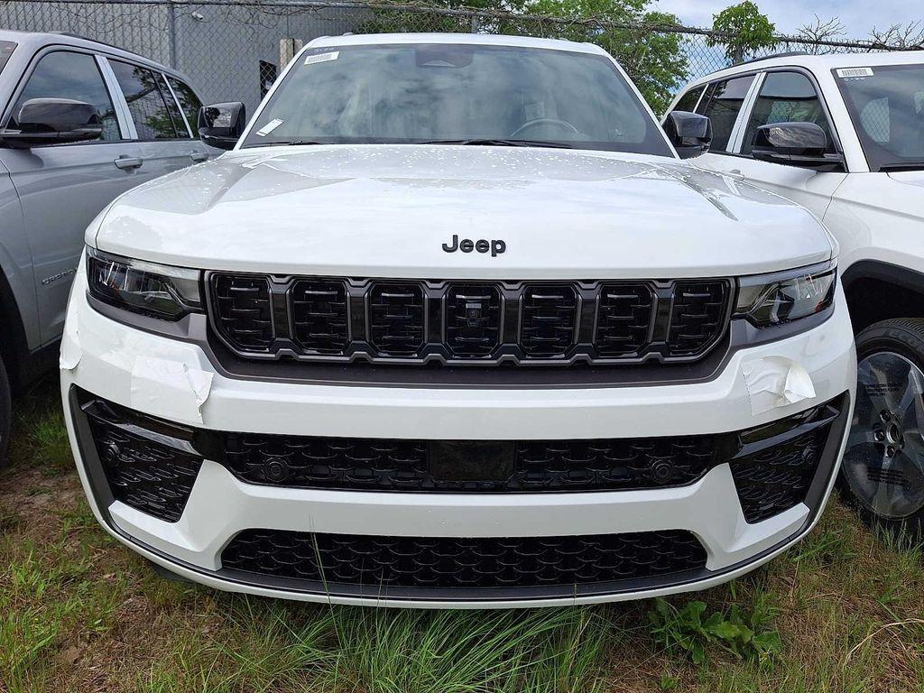 new 2026 Jeep Grand Cherokee L car, priced at $57,184
