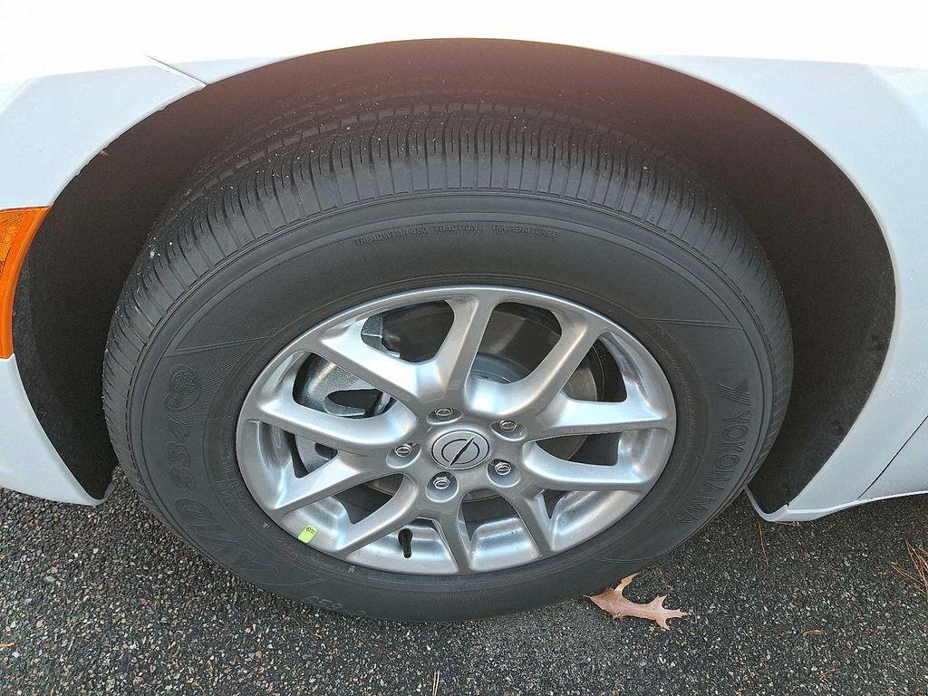 new 2026 Chrysler Pacifica car, priced at $46,635