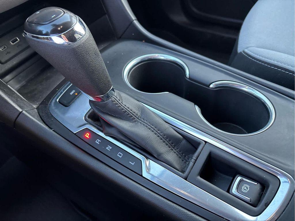 used 2020 Chevrolet Equinox car, priced at $15,785