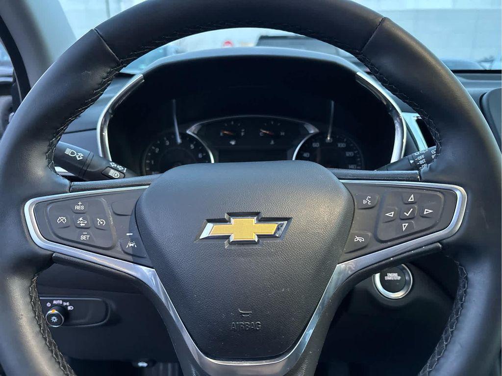 used 2023 Chevrolet Equinox car, priced at $21,910