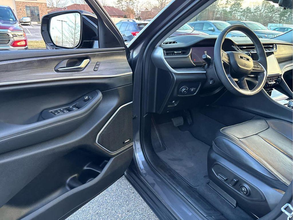 used 2022 Jeep Grand Cherokee L car, priced at $29,623