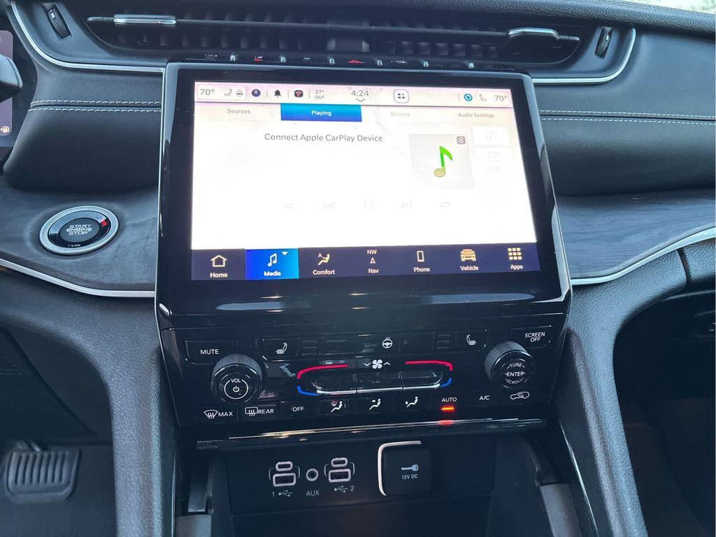 used 2023 Jeep Grand Cherokee car, priced at $32,142