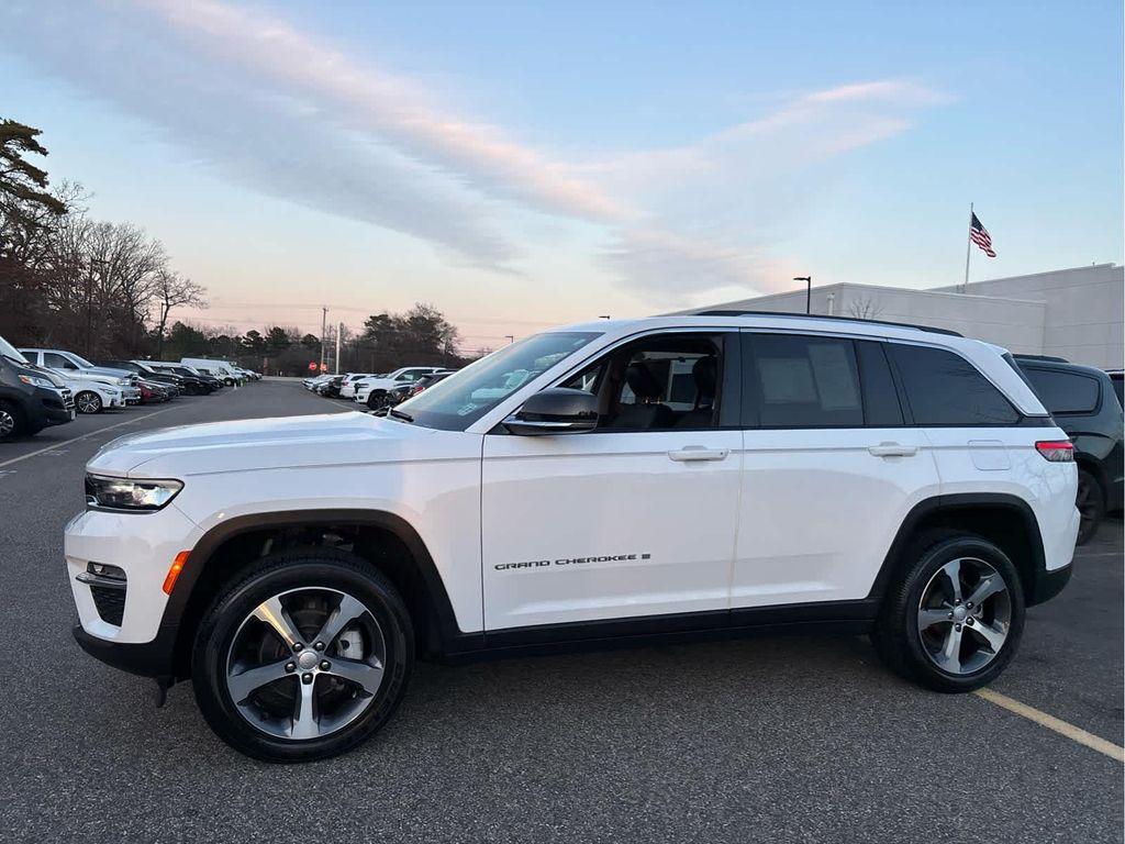 used 2023 Jeep Grand Cherokee car, priced at $32,142