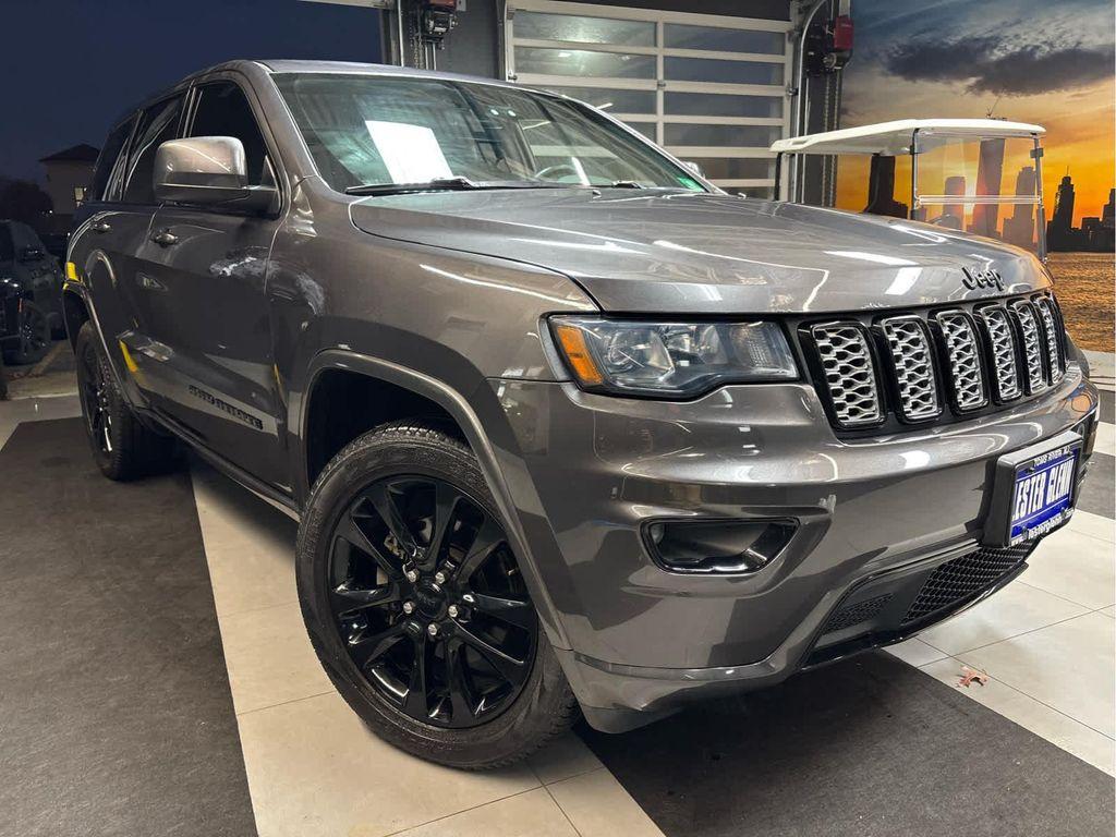 used 2018 Jeep Grand Cherokee car, priced at $16,615