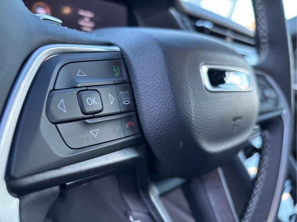 used 2024 Jeep Grand Cherokee car, priced at $36,937