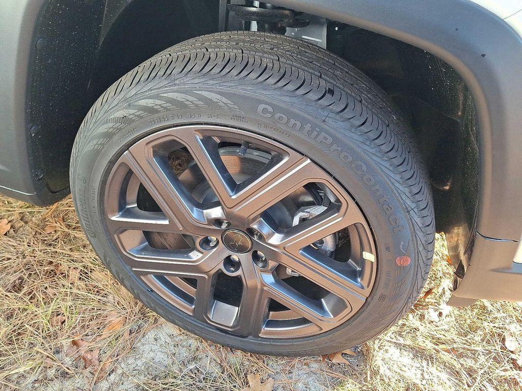 new 2026 Jeep Compass car, priced at $37,450