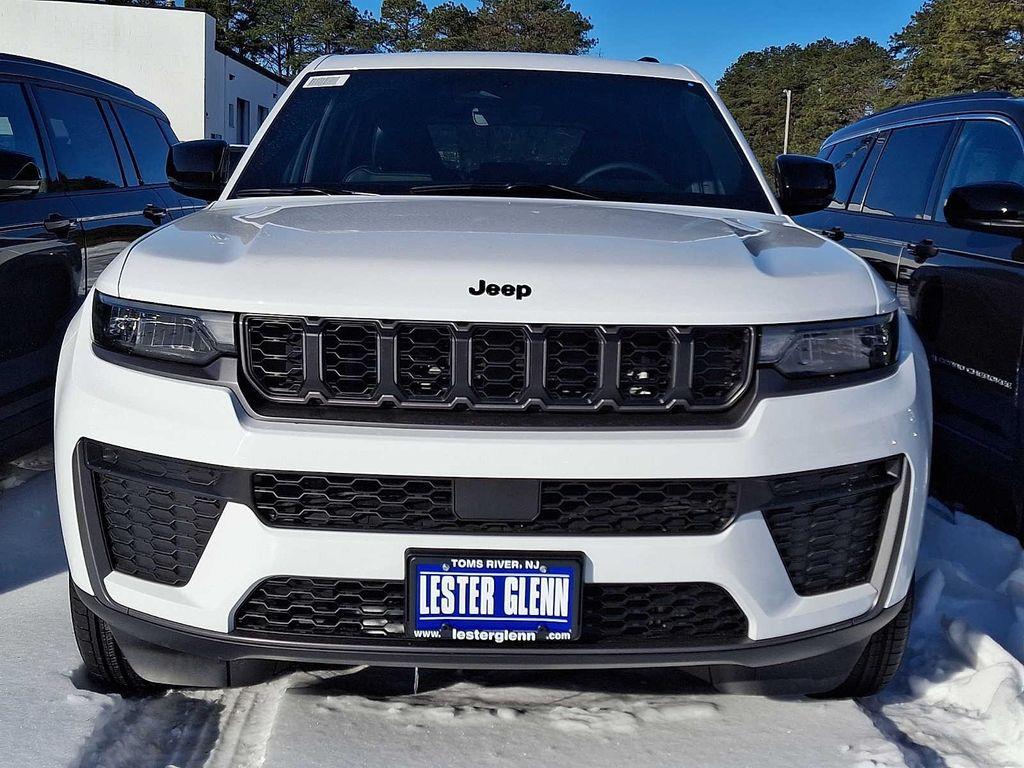 new 2026 Jeep Grand Cherokee car, priced at $47,930