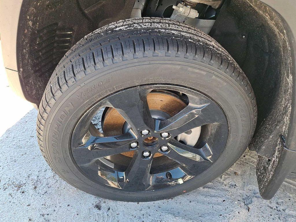 new 2026 Jeep Grand Cherokee L car, priced at $52,930