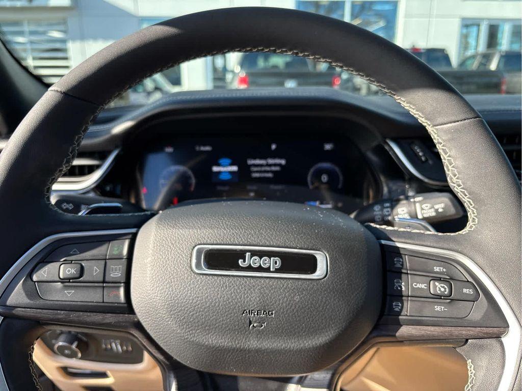 used 2023 Jeep Grand Cherokee car, priced at $31,937