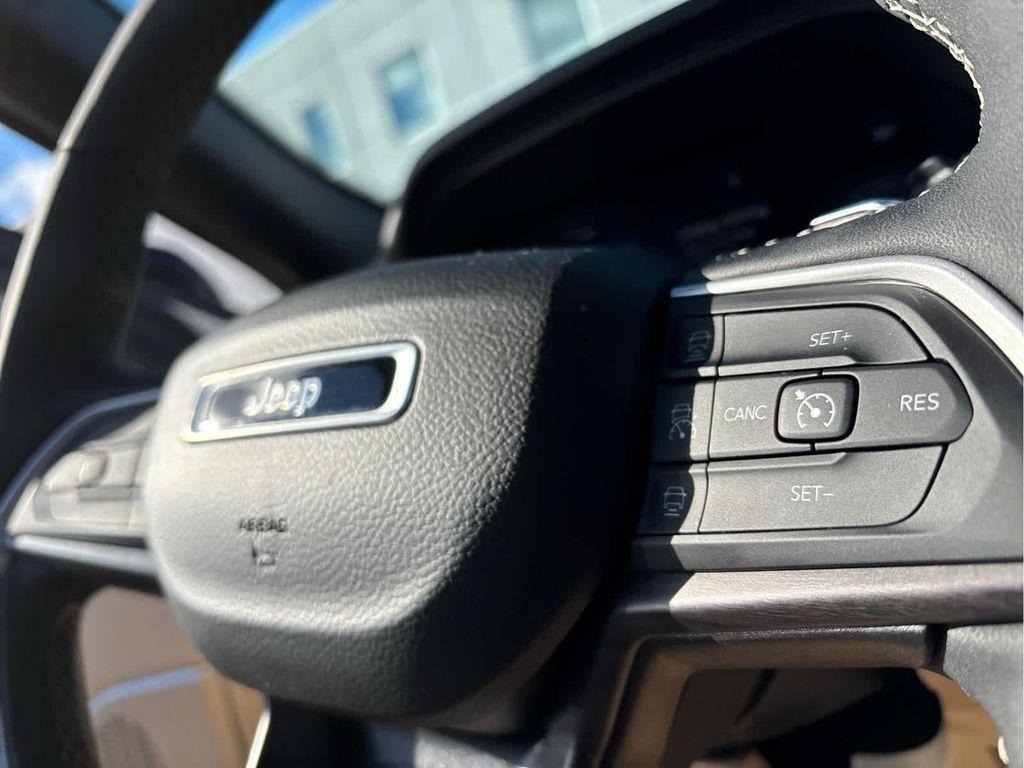 used 2023 Jeep Grand Cherokee car, priced at $31,937