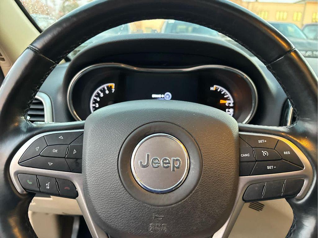 used 2021 Jeep Grand Cherokee car, priced at $20,994