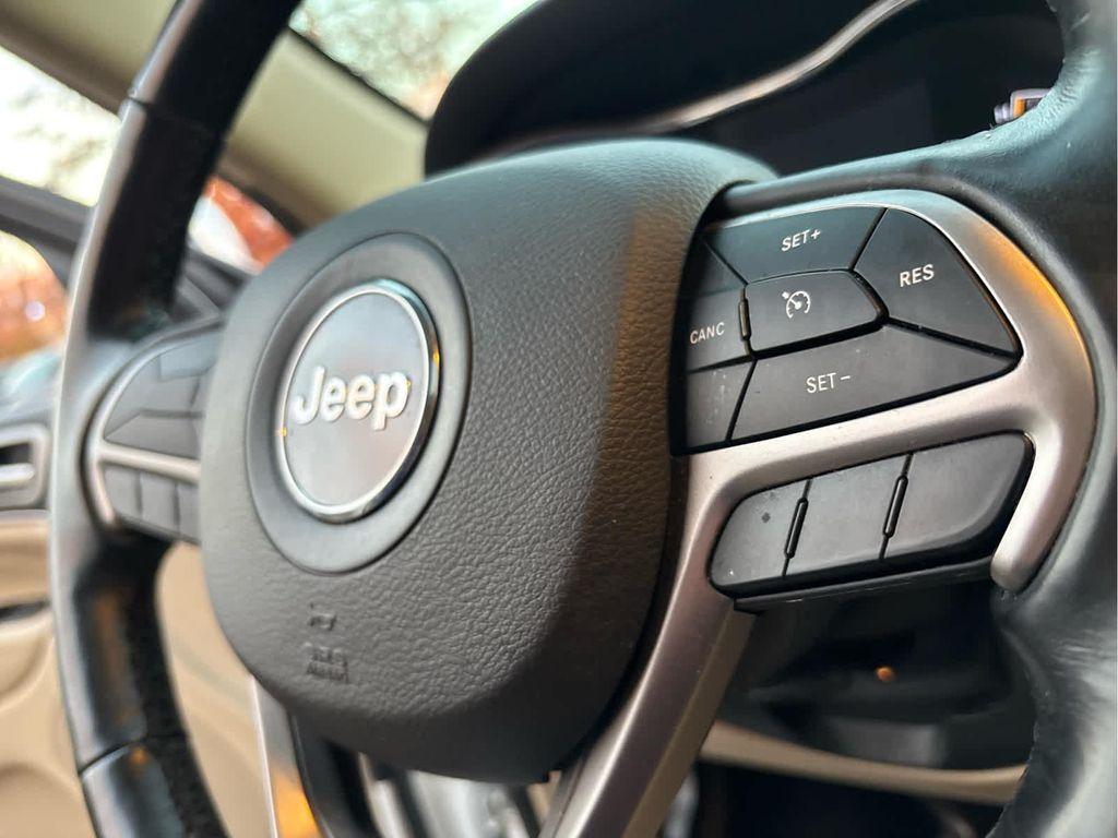 used 2021 Jeep Grand Cherokee car, priced at $20,994
