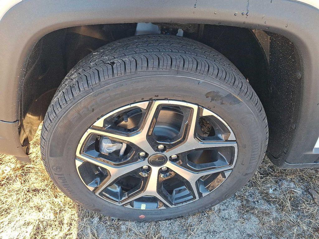 new 2026 Jeep Compass car, priced at $37,180