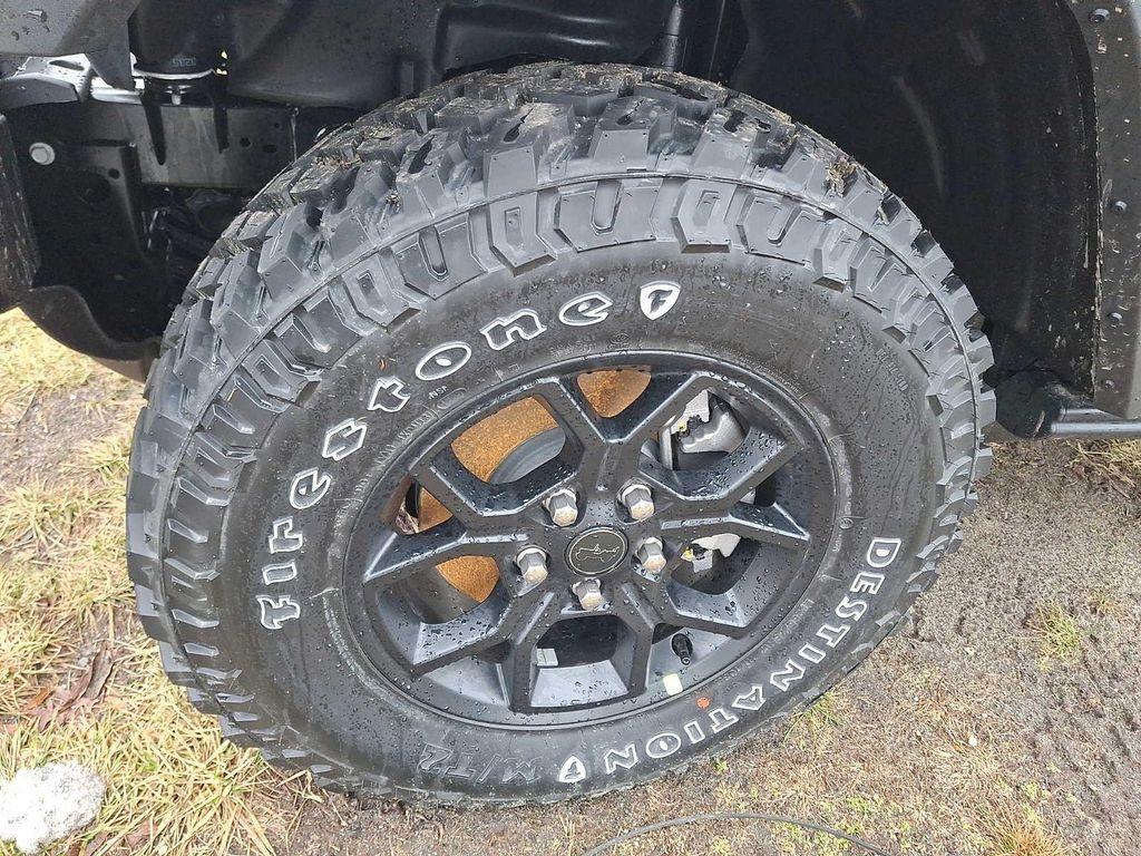 new 2026 Jeep Gladiator car, priced at $55,405