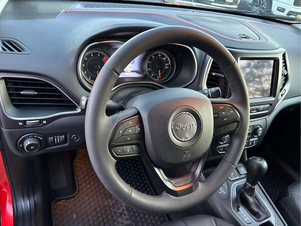 used 2021 Jeep Cherokee car, priced at $22,643