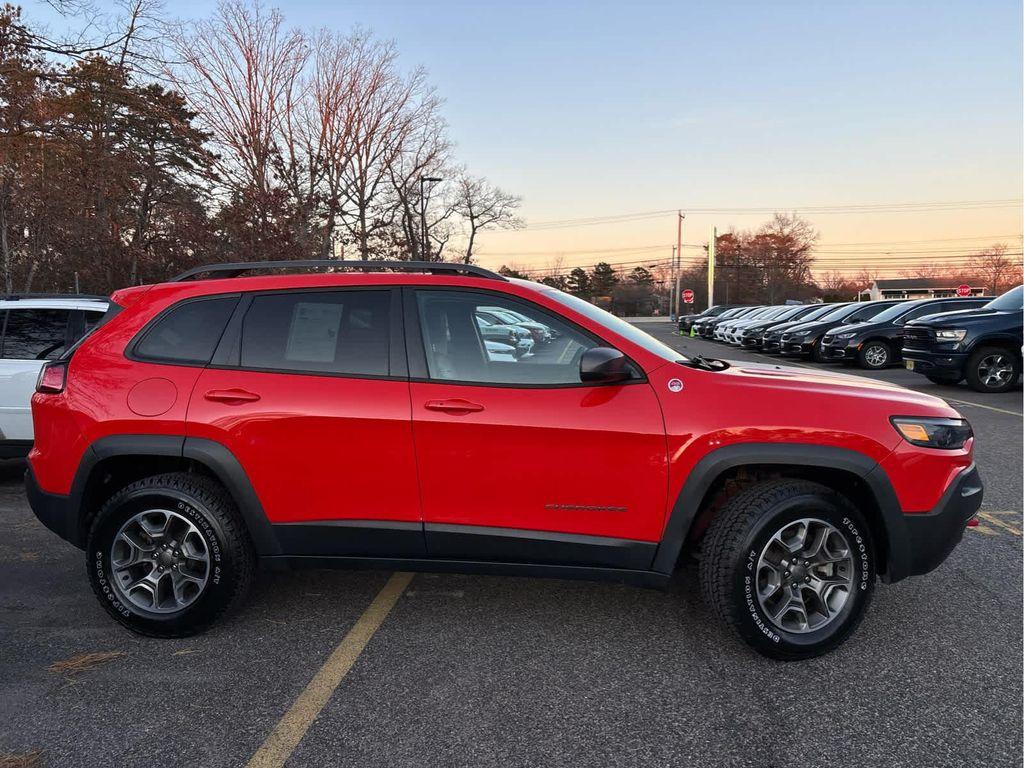 used 2021 Jeep Cherokee car, priced at $22,643