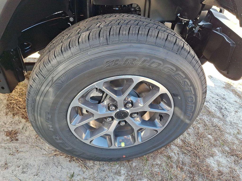 new 2026 Jeep Gladiator car, priced at $55,560