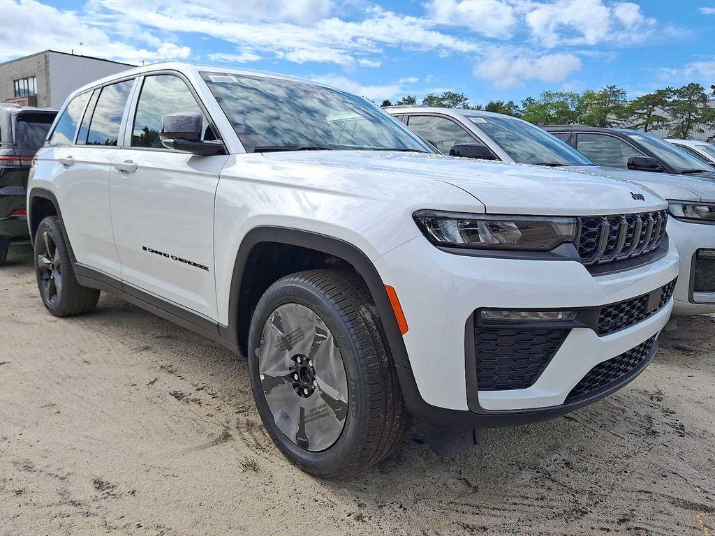 new 2026 Jeep Grand Cherokee car, priced at $51,659