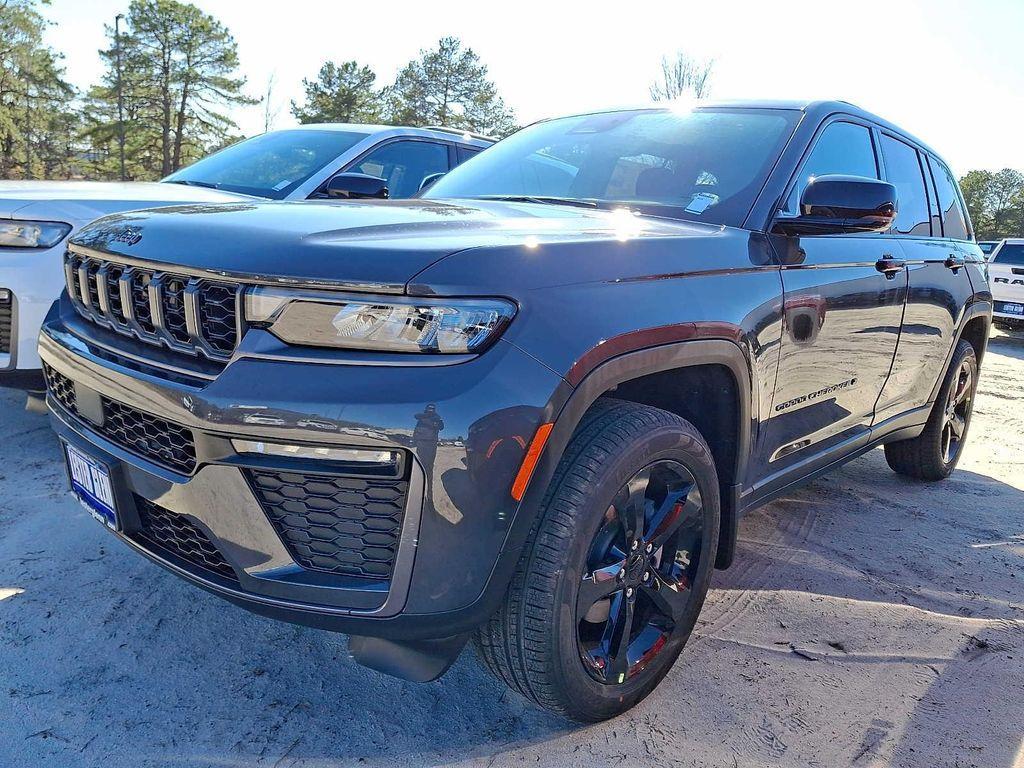 new 2026 Jeep Grand Cherokee car, priced at $51,525