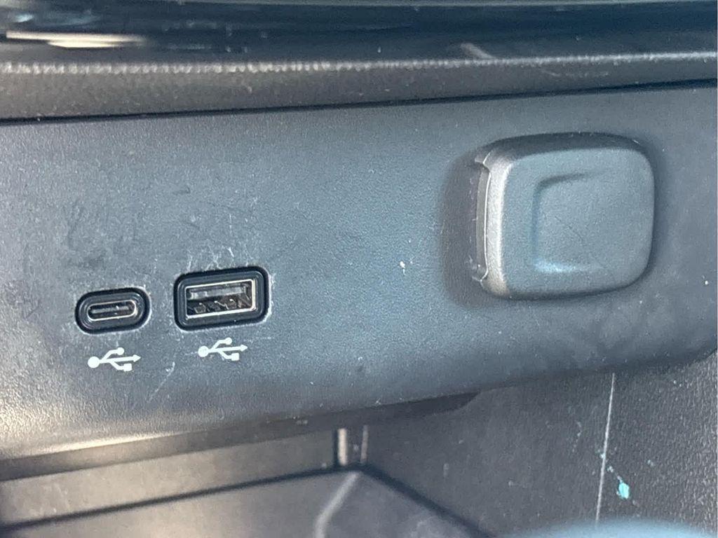 used 2024 Buick Encore GX car, priced at $19,453