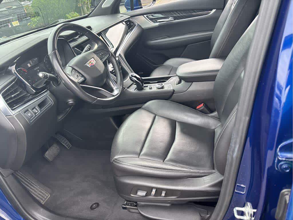 used 2023 Cadillac XT6 car, priced at $29,937
