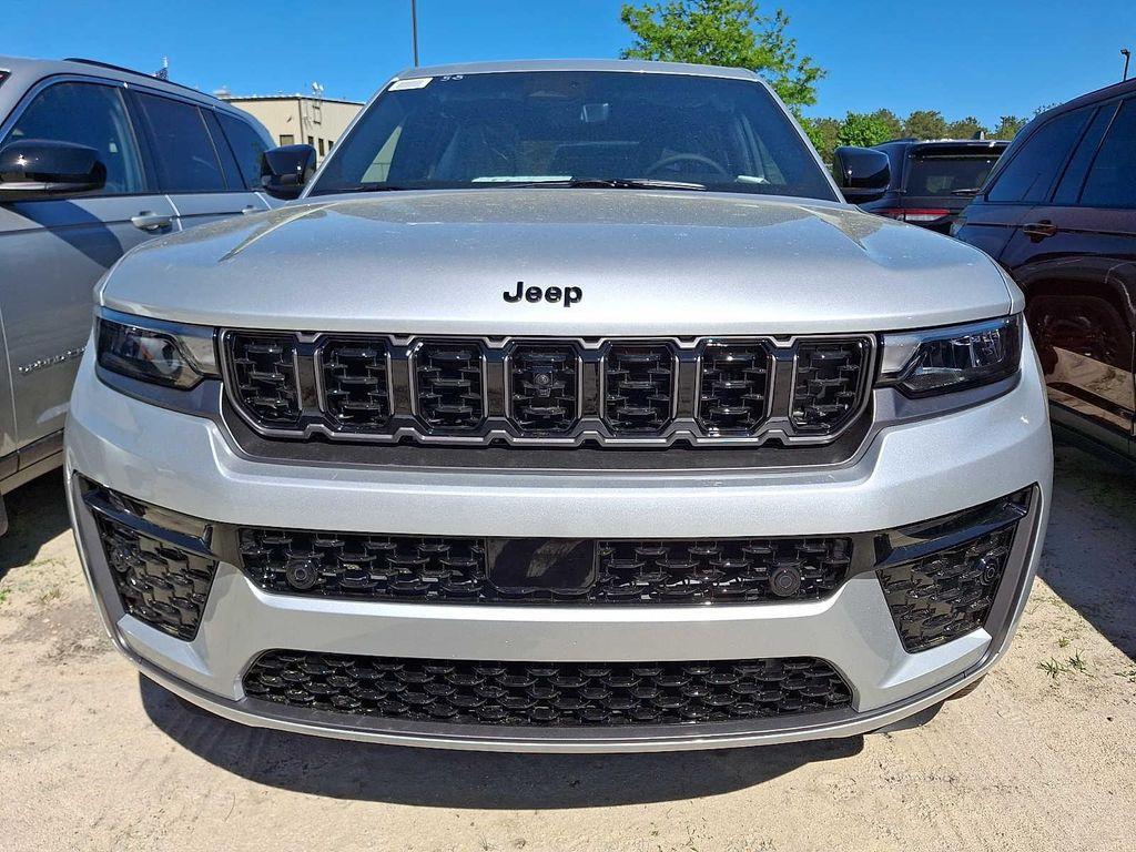 new 2026 Jeep Grand Cherokee car, priced at $55,254
