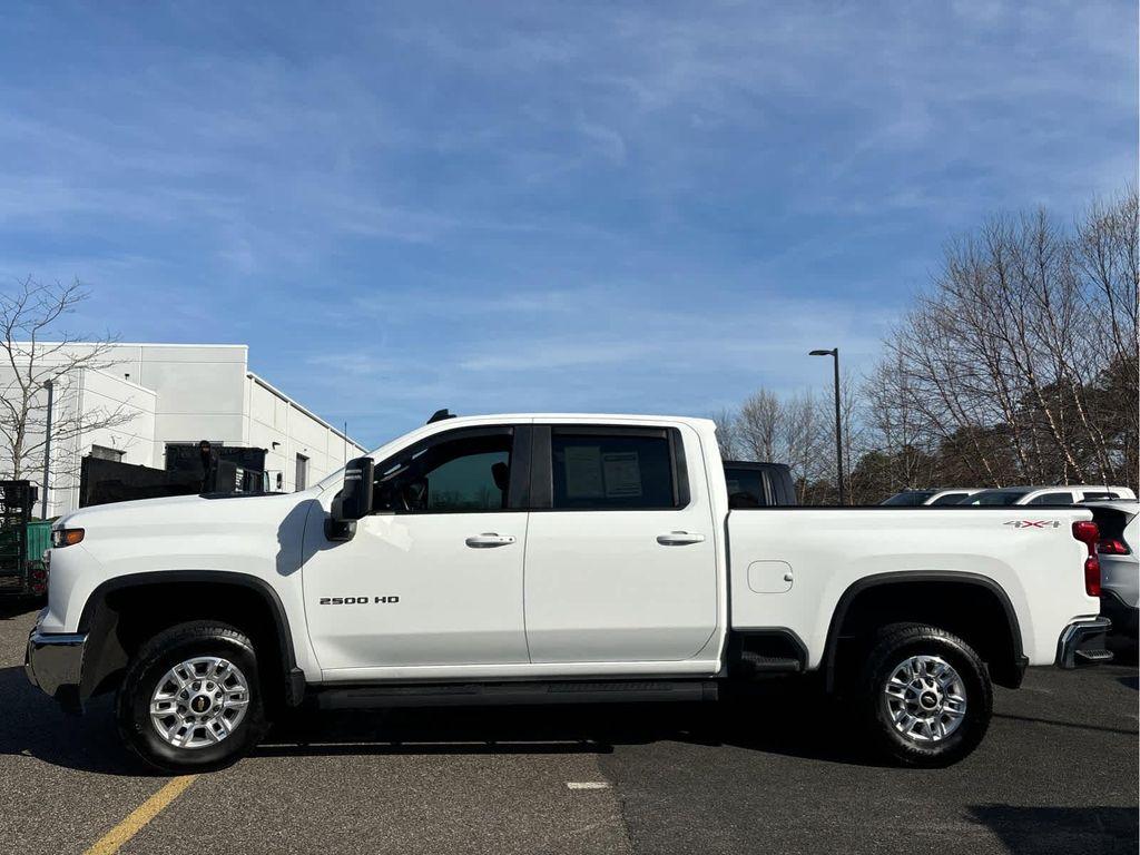 used 2024 Chevrolet Silverado 2500 car, priced at $45,686