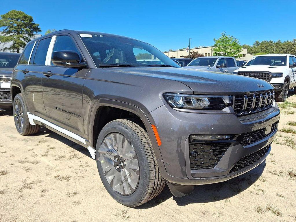 new 2026 Jeep Grand Cherokee car, priced at $55,254