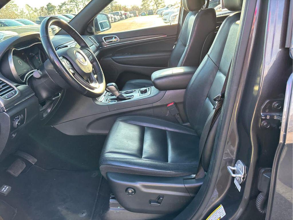 used 2020 Jeep Grand Cherokee car, priced at $21,821
