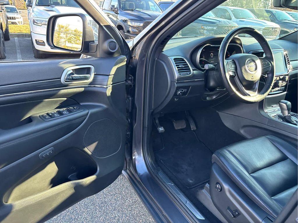 used 2020 Jeep Grand Cherokee car, priced at $21,821
