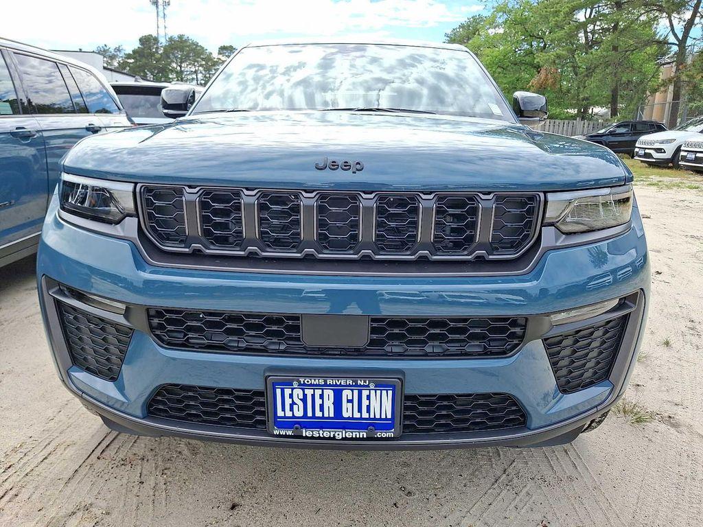 new 2026 Jeep Grand Cherokee car, priced at $53,179