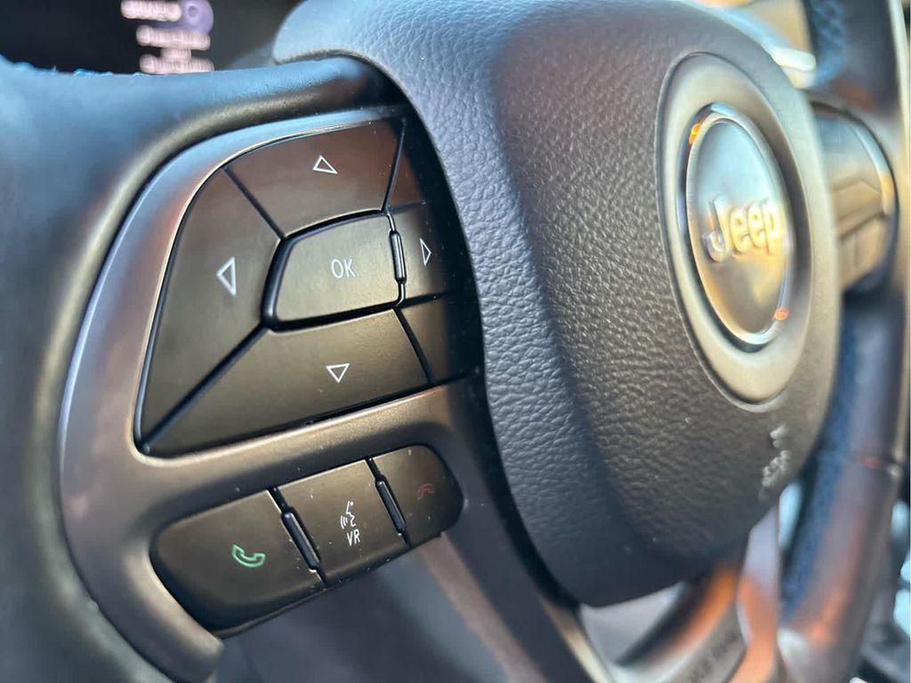 used 2019 Jeep Grand Cherokee car, priced at $19,511