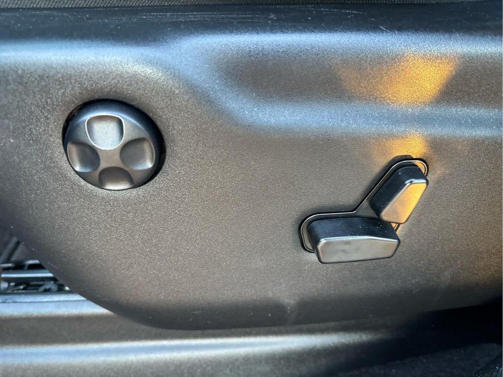 used 2019 Jeep Grand Cherokee car, priced at $19,511