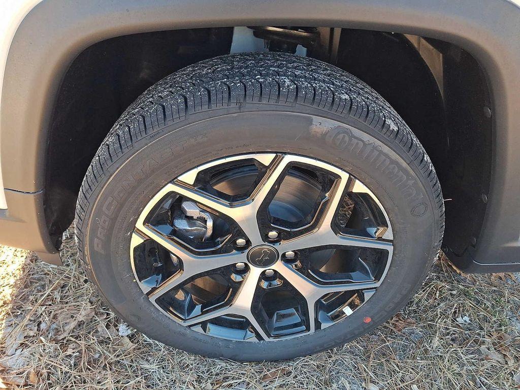 new 2026 Jeep Compass car, priced at $35,245