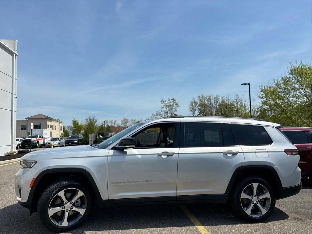 used 2023 Jeep Grand Cherokee L car, priced at $34,937