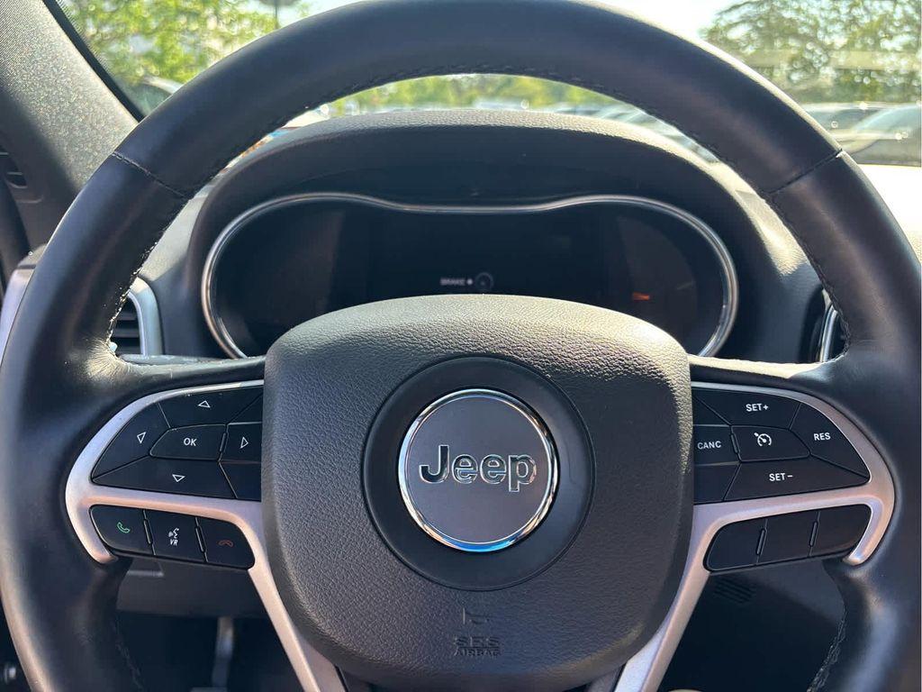 used 2021 Jeep Grand Cherokee car, priced at $23,286