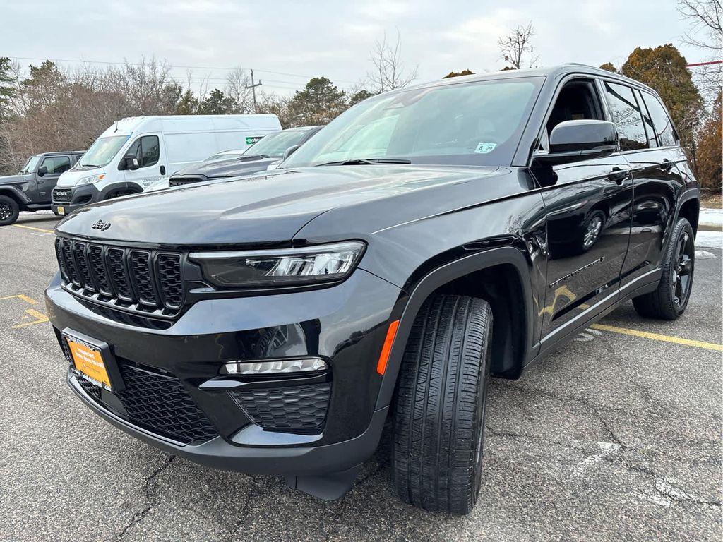 used 2024 Jeep Grand Cherokee car, priced at $36,481
