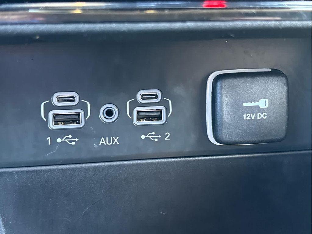 used 2023 Jeep Grand Cherokee car, priced at $28,686