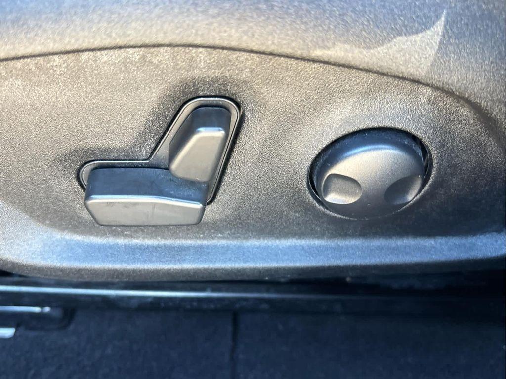 used 2022 Jeep Renegade car, priced at $22,331