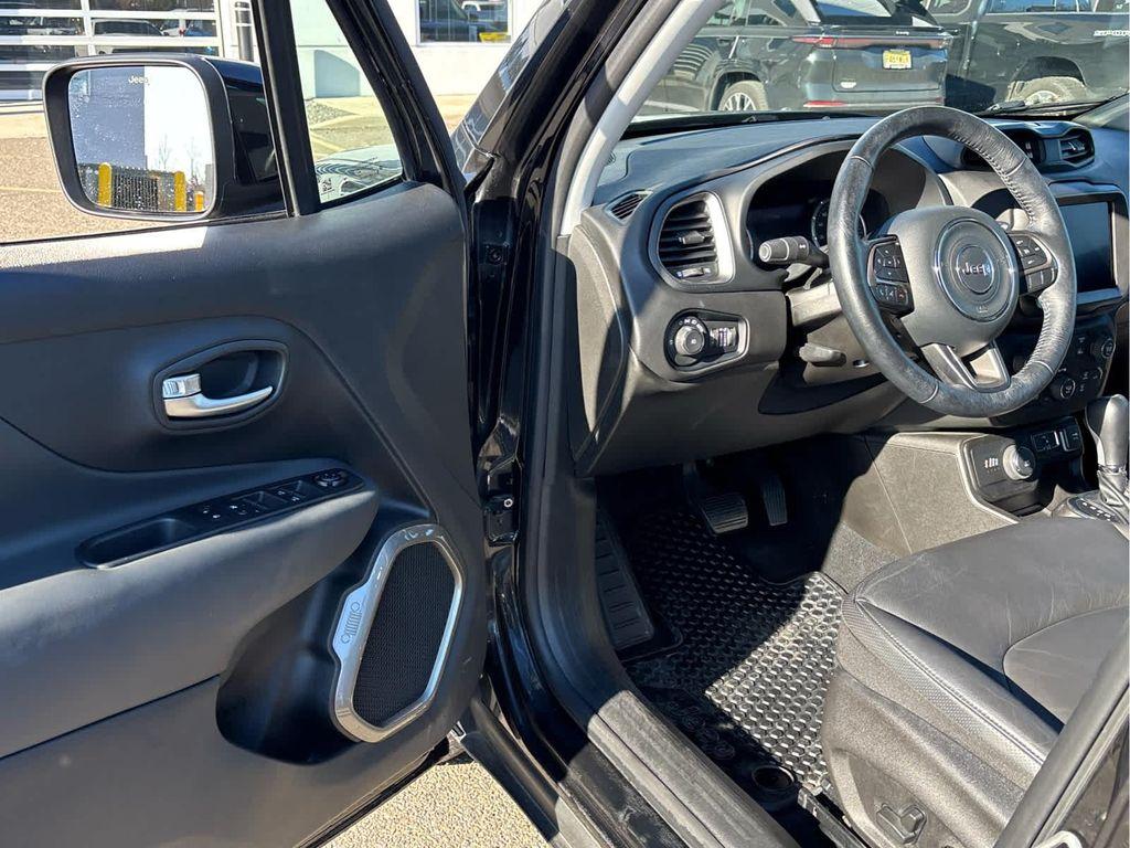 used 2022 Jeep Renegade car, priced at $22,331