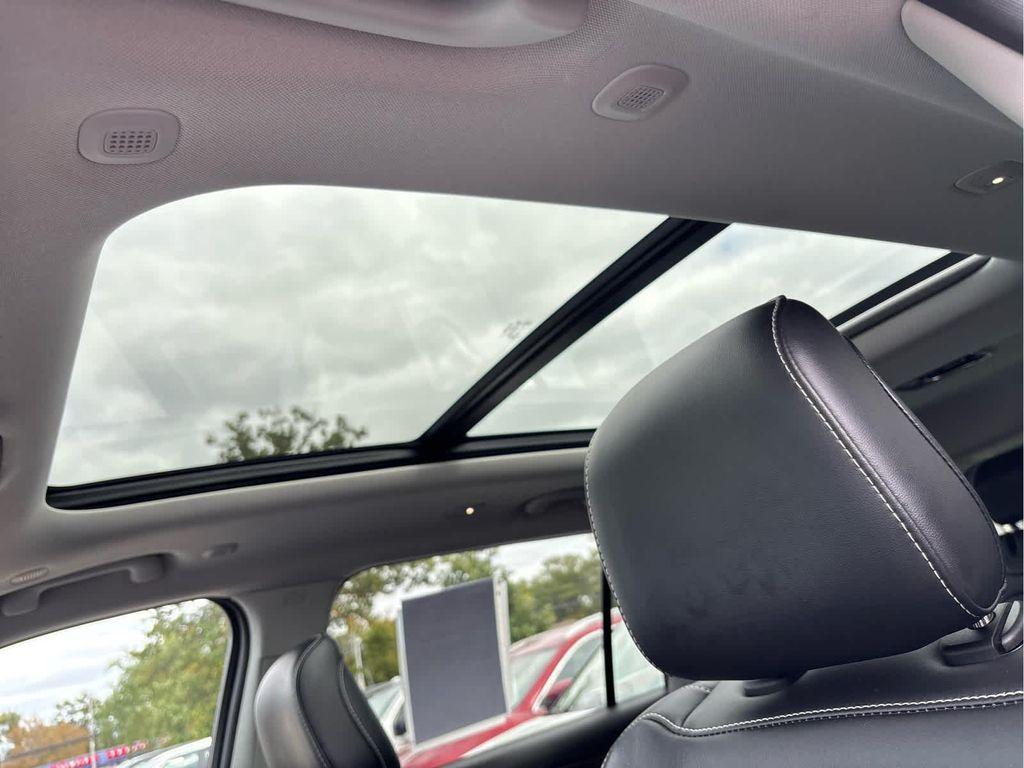 used 2021 Jeep Grand Cherokee L car, priced at $20,952