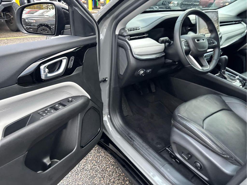 used 2022 Jeep Compass car, priced at $25,227