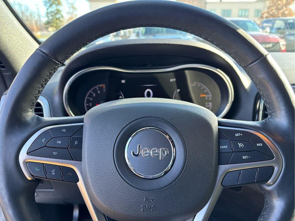 used 2021 Jeep Grand Cherokee car, priced at $25,678