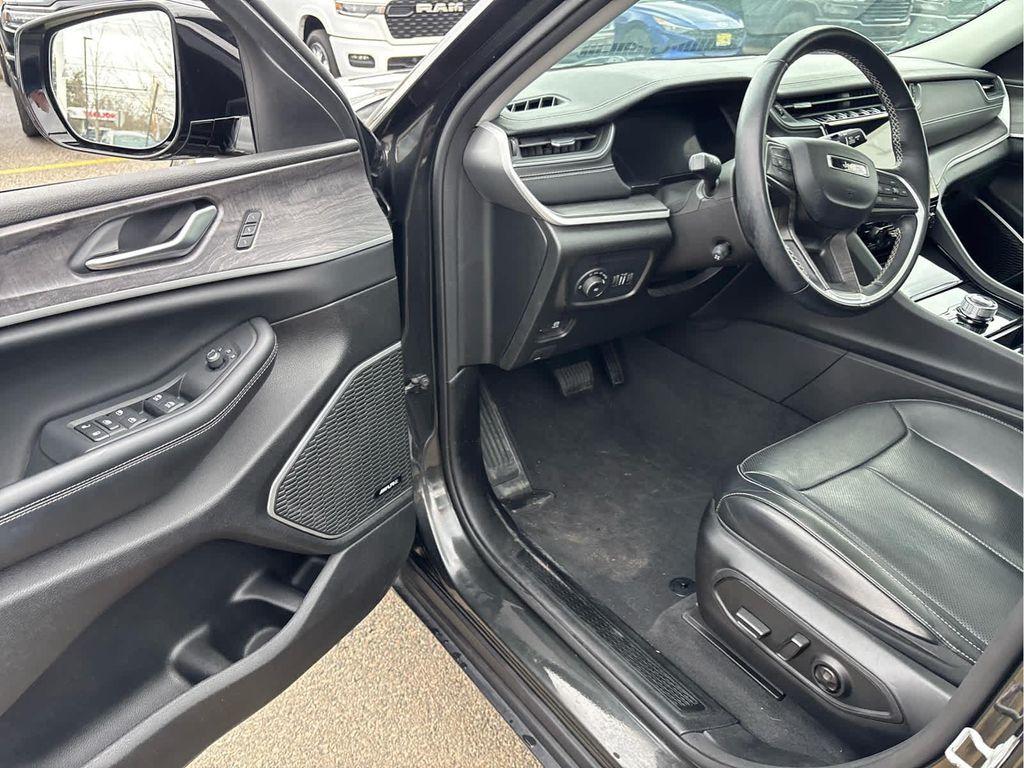 used 2022 Jeep Grand Cherokee L car, priced at $29,656