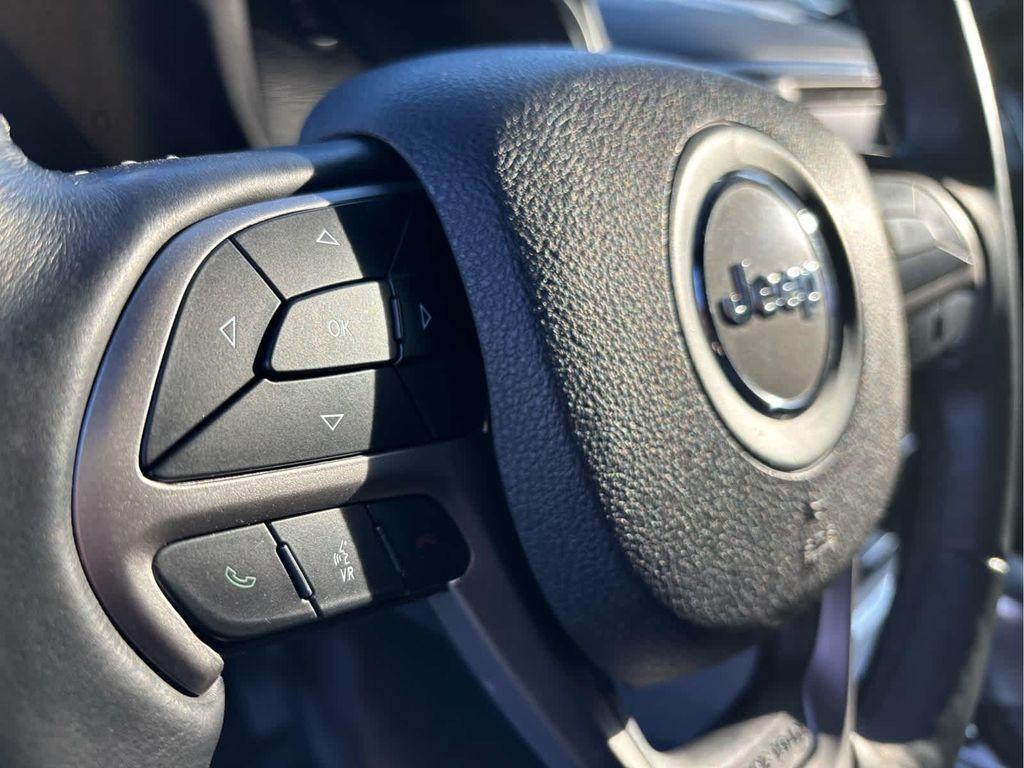 used 2018 Jeep Grand Cherokee car, priced at $15,461