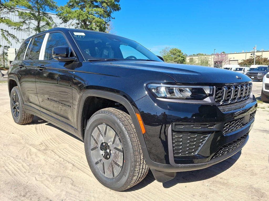 new 2026 Jeep Grand Cherokee car, priced at $50,199