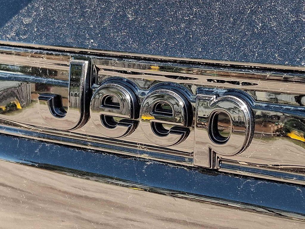 new 2026 Jeep Grand Cherokee car, priced at $50,199