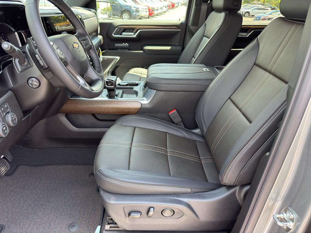 new 2026 Chevrolet Silverado 1500 car, priced at $71,300
